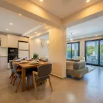 Luxury In The Center Of Hisaronu Villa Fethiye