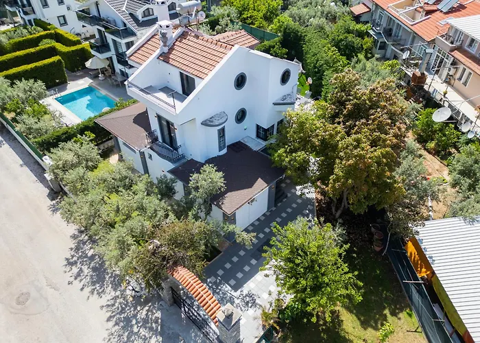 Luxury In The Center Of Hisaronu Villa Fethiye