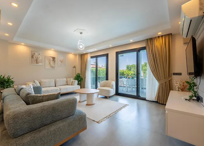 Luxury In The Center Of Hisaronu *