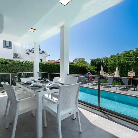 Βίλα Luxury In The Center Of Hisaronu